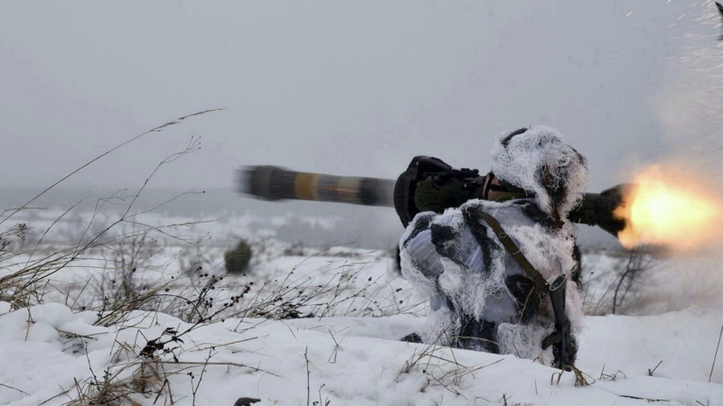 Украинские военные впервые провели учебные стрельбы из британских ПТРК