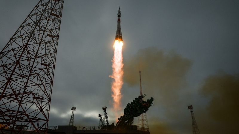 Ракета "Союз" с 34 спутниками OneWeb стартовала с космодрома Куру