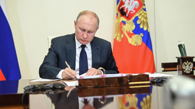 Путин ограничил закупки иностранного софта для критической инфраструктуры