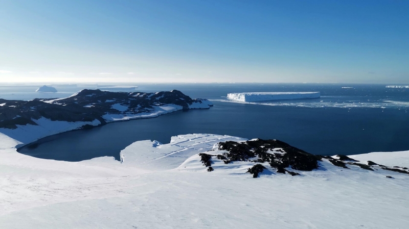 Ученый: "волна тепла" впервые добралась до центральной части Антарктиды