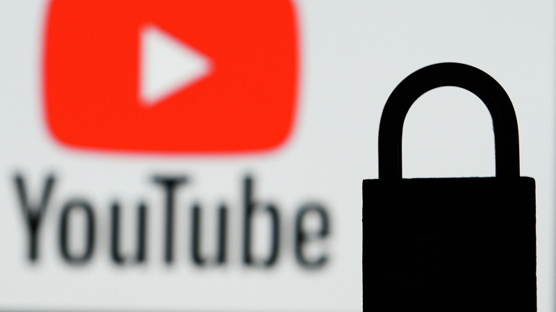 Роскомнадзор заявил о нежелании YouTube выполнять российские требования