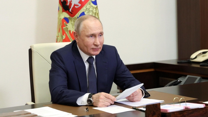 Россия сохраняет лидерство в космической сфере, заявил Путин