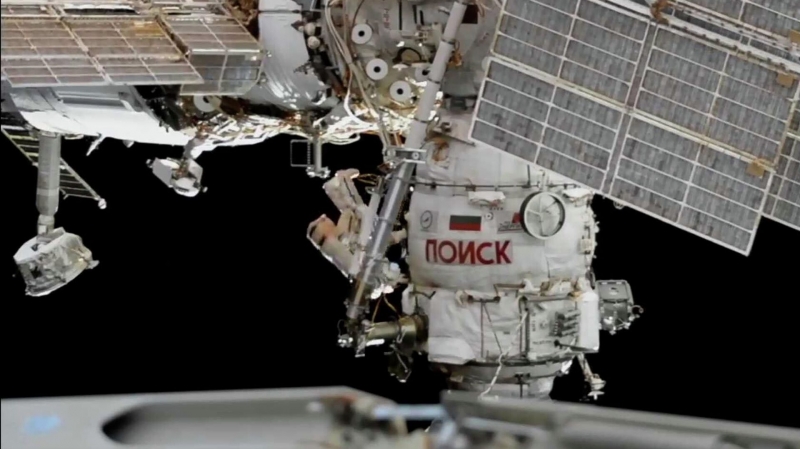 Новый российский экипаж МКС совершил первый выход в открытый космос 