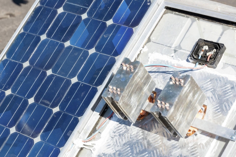 Ученые улучшили работу солнечных батарей на жаре 