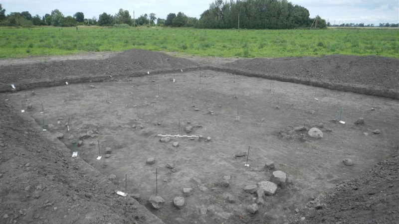 Археологи впервые нашли в Калининградской области печать Мономаха