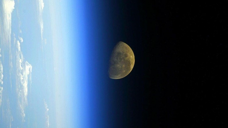 НАСА отложило запуск беспилотной лунной миссии "Артемида-1"