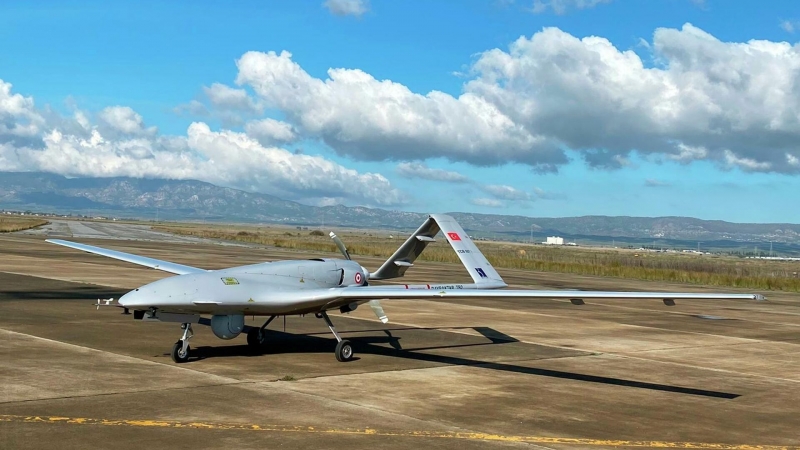 Чехия проведет переговоры с Израилем о покупке трех боевых дронов