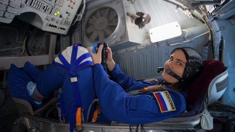 Экипаж Crew Dragon с россиянкой отправился на стартовую площадку космодрома