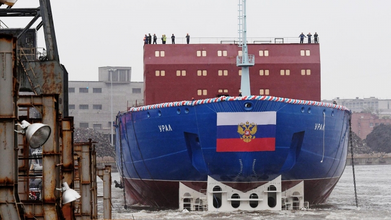 Атомный ледокол "Урал" пришел в порт приписки Мурманск