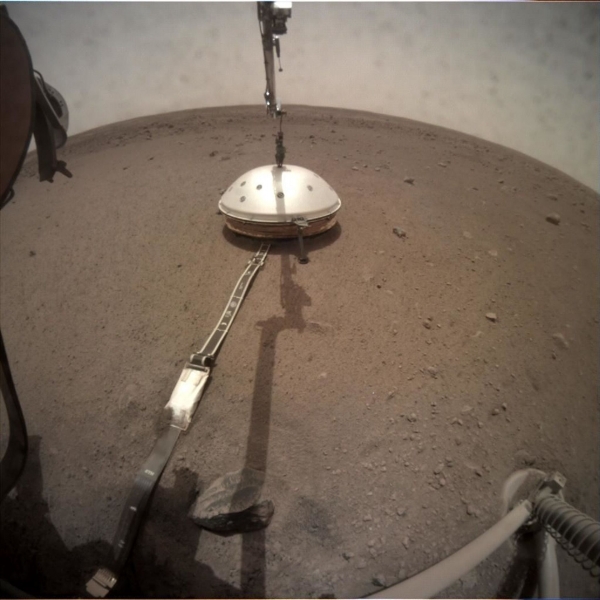 Загадочные пульсации. Что обнаружила на Марсе миссия InSight