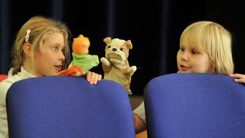 Ученые изучили, как театр влияет на обучение и воспитание подростков