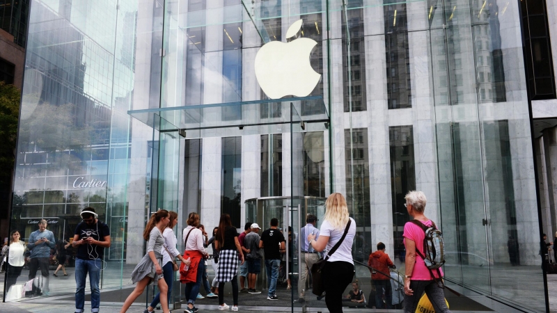 СМИ: Apple ускорила планы перенести часть производства за пределы Китая