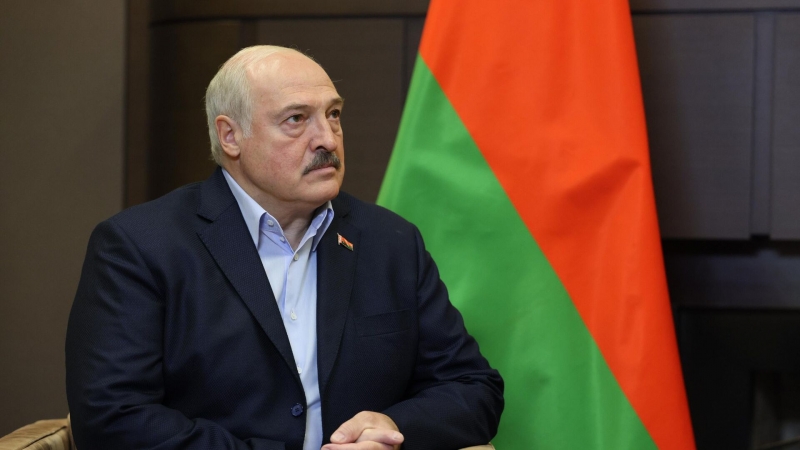 Появилось фото белорусского компьютера из кабинета Лукашенко