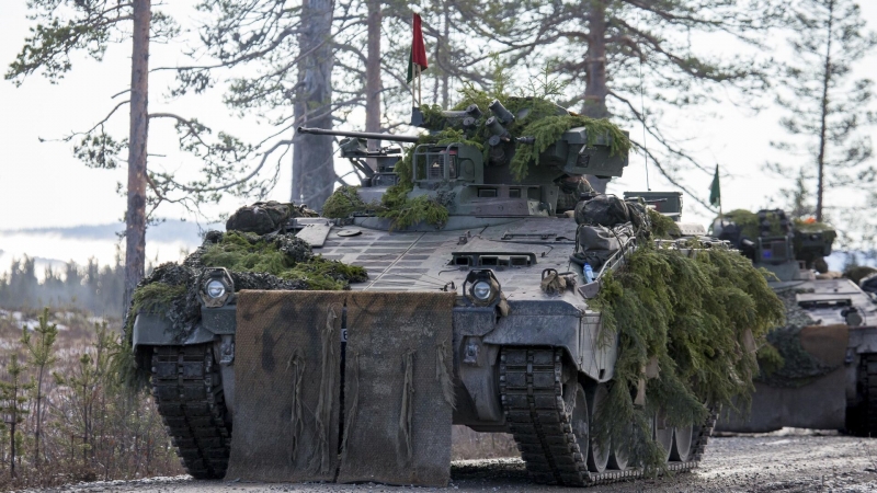 Российские силы задействовали в спецоперации новейший танк Т-90М "Прорыв"