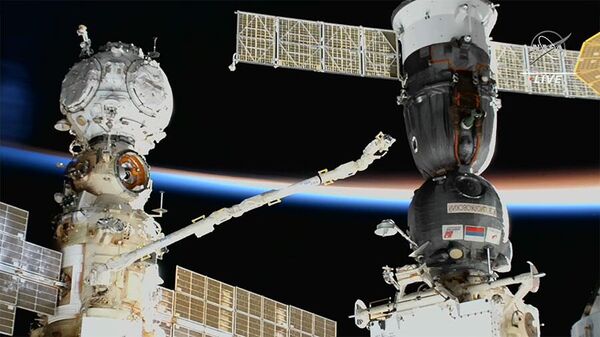"Роскосмос" не исключил, что одного из космонавтов пересадят на Crew Dragon
