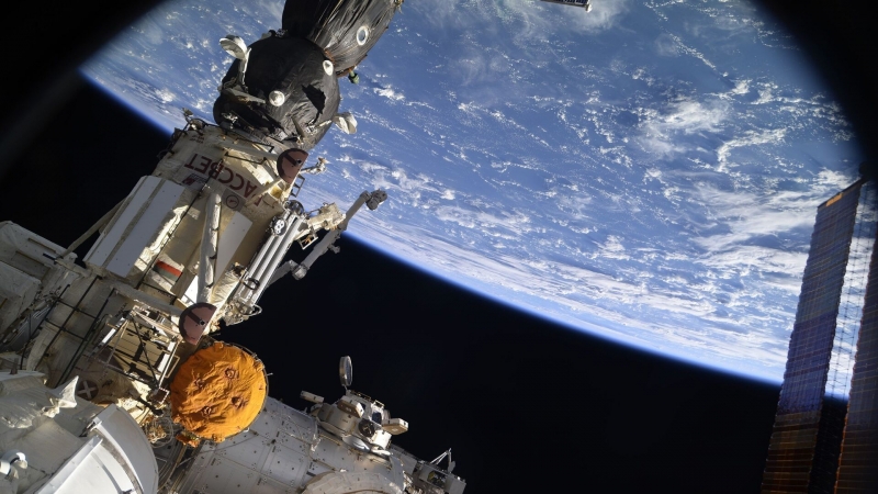 "Роскосмос" обсудит работу на МКС до 2028 года не ранее 16 февраля