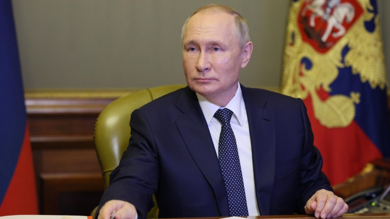 Россия не будет прятаться и замыкаться в области науки, заявил Путин