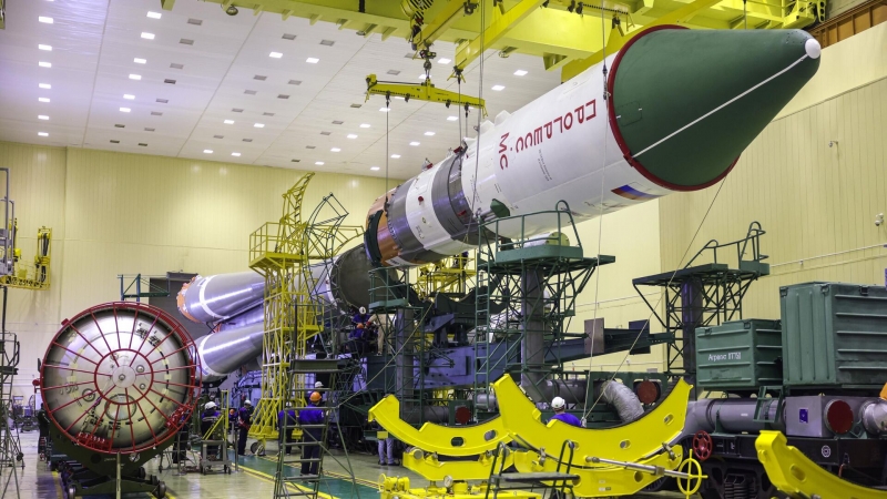 "Роскосмос" показал ракету, украшенную в честь Сталинградской битвы