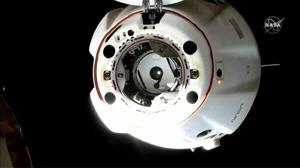 Корабль с Анной Кикиной отстыковался от МКС для возвращения на Землю