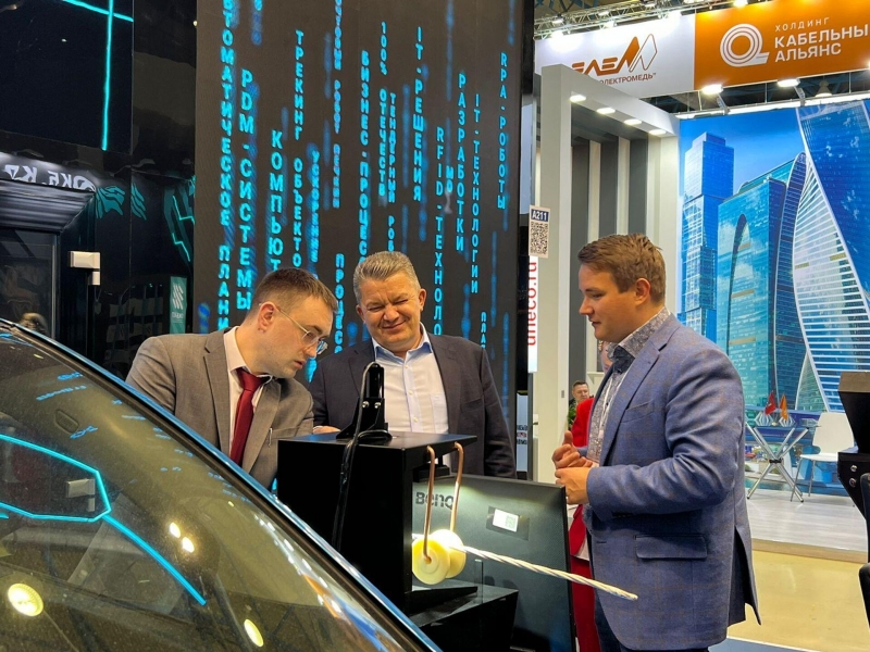 Овчинский: столичные компании показали свои разработки на выставке Cabex