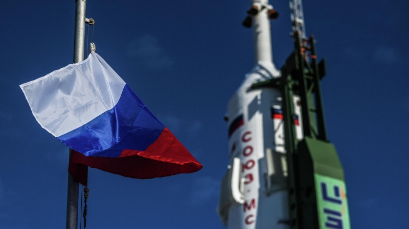 "Роскосмос" предложил продлить работу России на МКС до 2028 года