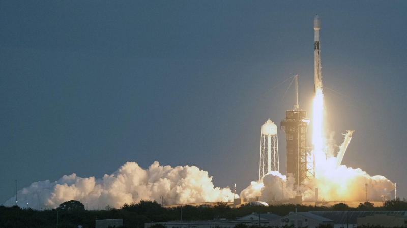SpaceX отменила запуск Falcon Heavy за одну минуту до старта