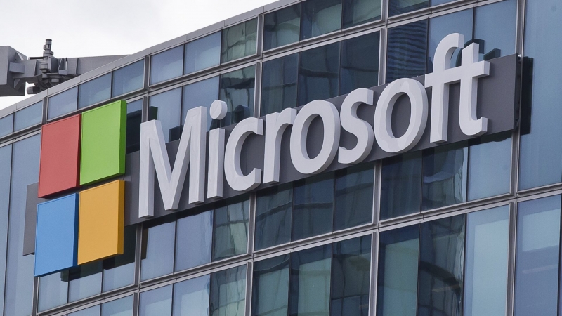 Microsoft пытается сохранить присутствие на российском рынке, пишут СМИ