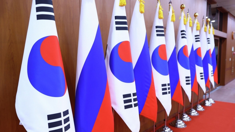 Пак Чон Хо: перекрыть поток южнокорейского экспорта в Россию не получится