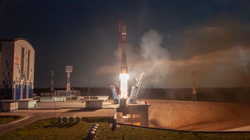 Россия вывела на орбиту 42 малых спутника
