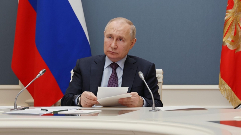 Россия не стремится выпускать абсолютно всю продукцию, заявил Путин