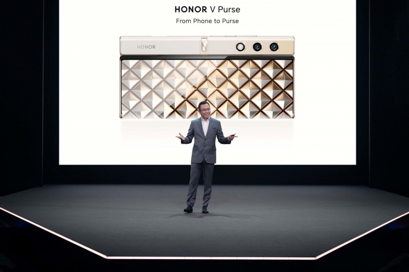 Компания HONOR показала складные смартфоны Magic V2 и V Purse