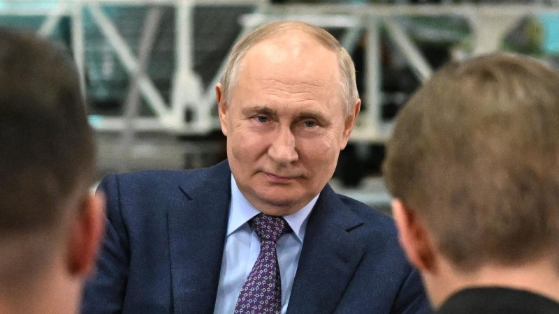Путин поддержал идею конкурса космических проектов