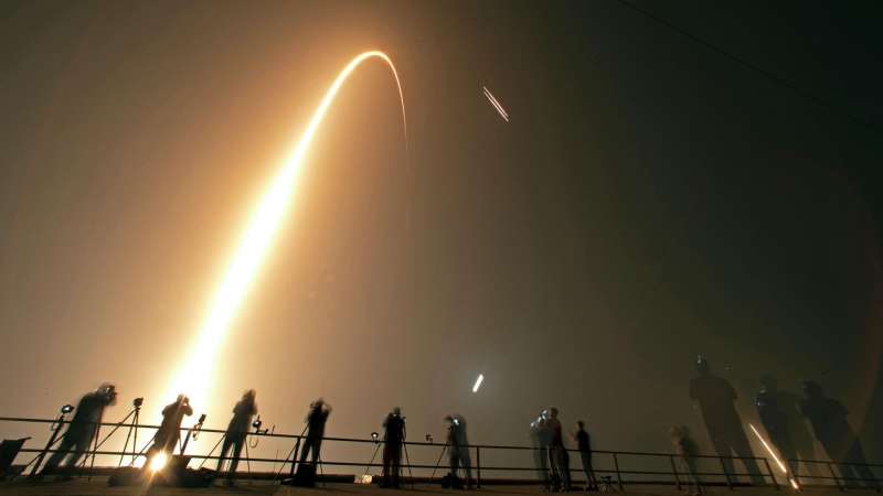 Во Флориде стартовала ракета SpaceX с космическими туристами