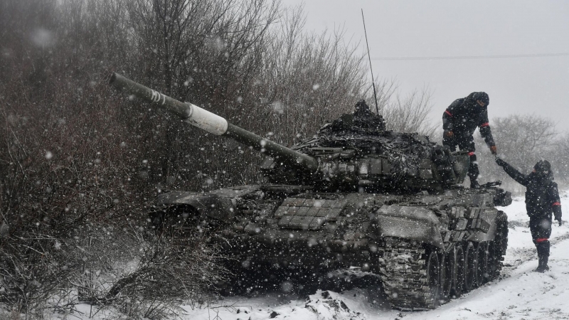 "Огневая мощь": назван российский танк, затмевающий немецкий "Леопард 2"