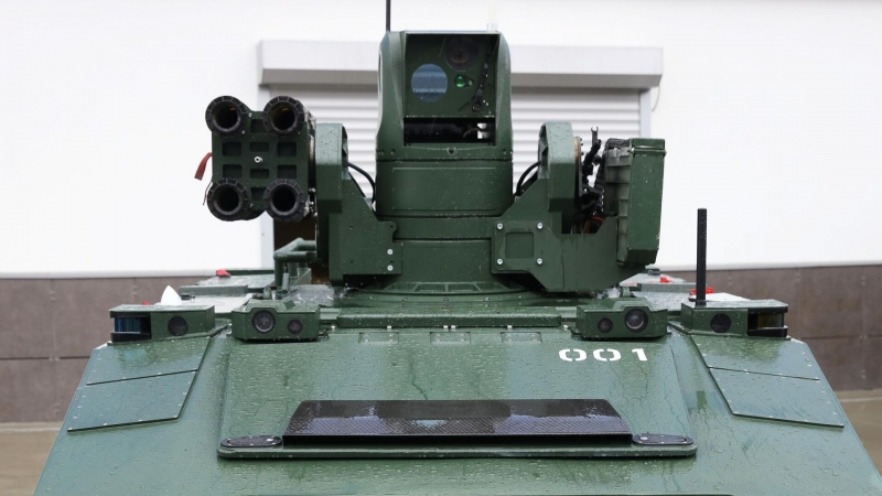 Российские военные применили в зоне СВО робота-доставщика боеприпасов