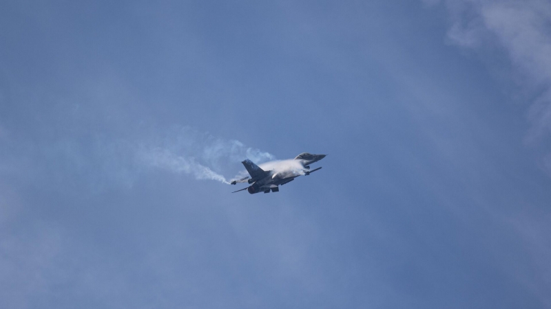 Украина сразу потеряет самолеты F-16, уверены СМИ