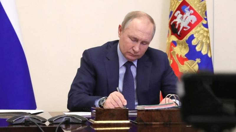 Лукашенко заявил, что у Минска нет планов по созданию космических ракет