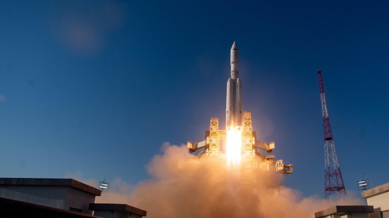 Задача первого пуска тяжелой ракеты "Ангара" выполнена, сообщил "Роскосмос"