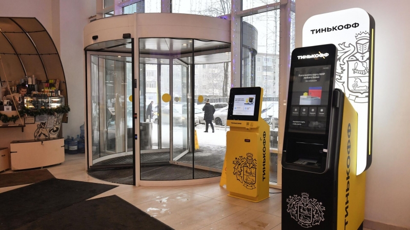Тинькофф: отмена комиссий за переводы поможет перераспределению накоплений