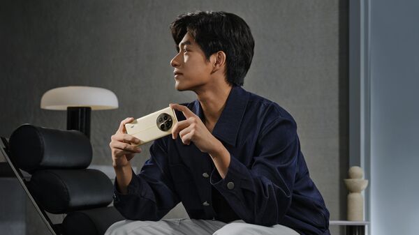 Новая серия смартфонов realme 12 Pro поступила в продажу в М.Видео