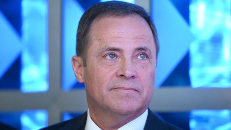 Биография Игоря Комарова