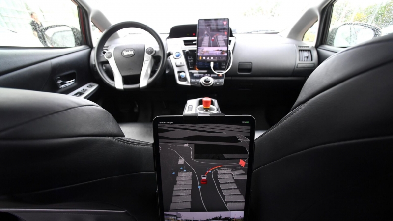 Шадаев назвал сроки появления беспилотных автомобилей в России