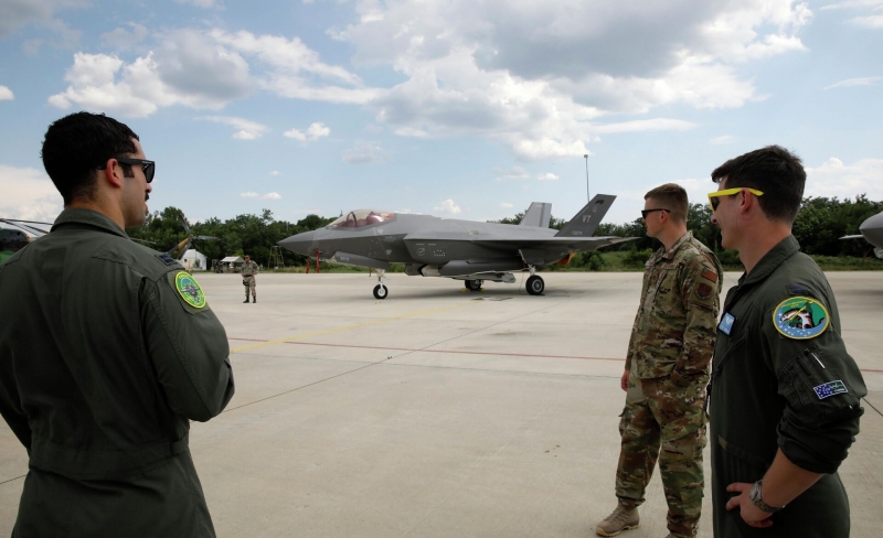 Миллиарды в турбину. США сокращают закупки самого современного оружия