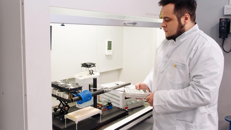 В России создали экологичный способ утилизации полимерной тары для нефти