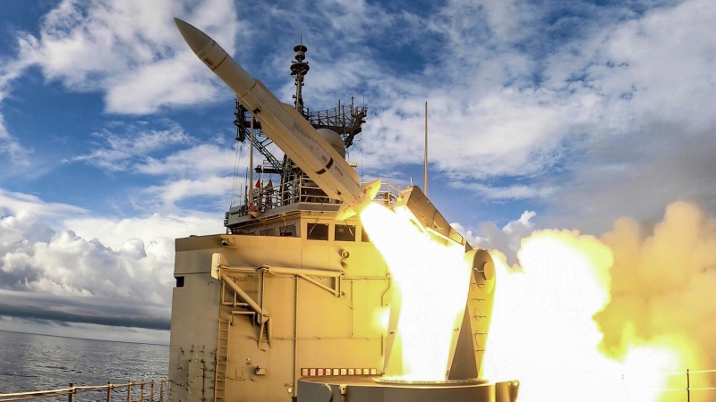 Китай ввел санкции против шести компаний США из-за продажи оружия Тайваню