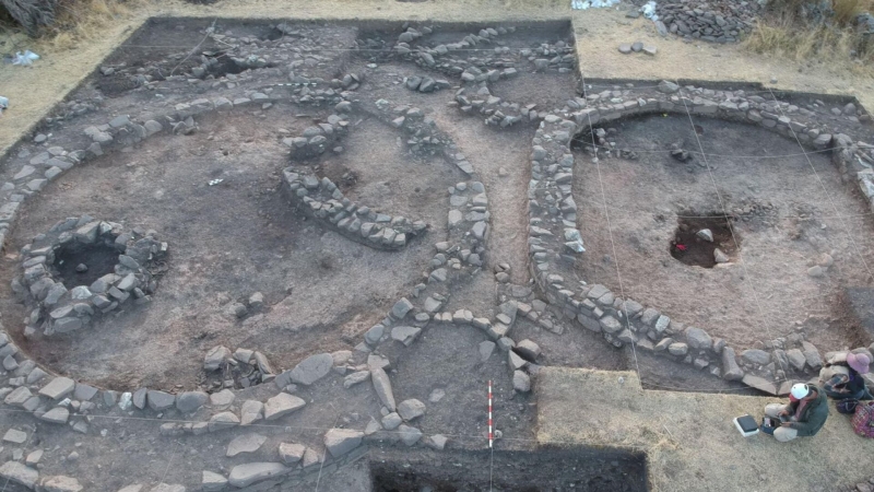 На пляже в Болгарии обнаружили древнеримский саркофаг