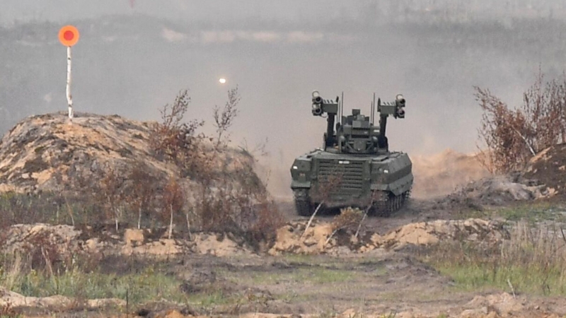 Военнослужащие группировки "Центр" активно применяют роботов под Авдеевкой