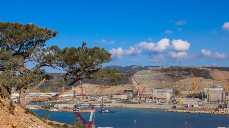 Лихачев рассказал о подготовке к запуску АЭС "Аккую" в Турции