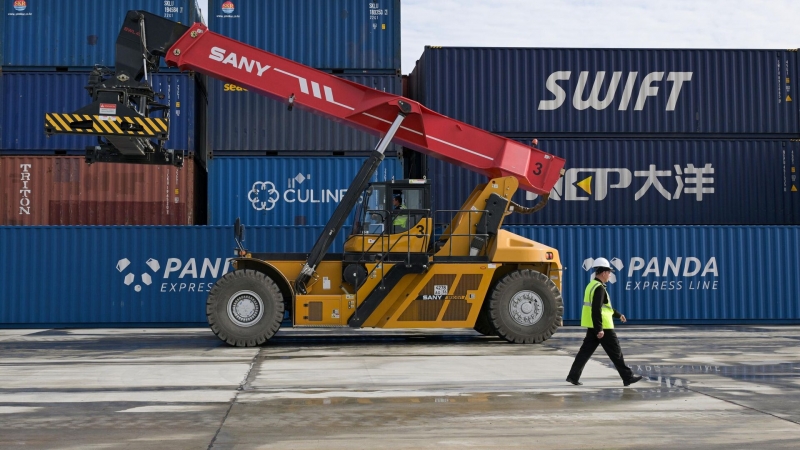 Под Новосибирском ввели в строй вторую очередь ТЛЦ "Сибирский"