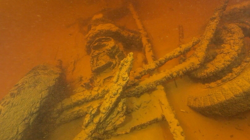 Подводные археологи представили артефакты с затонувшего судна XIX века